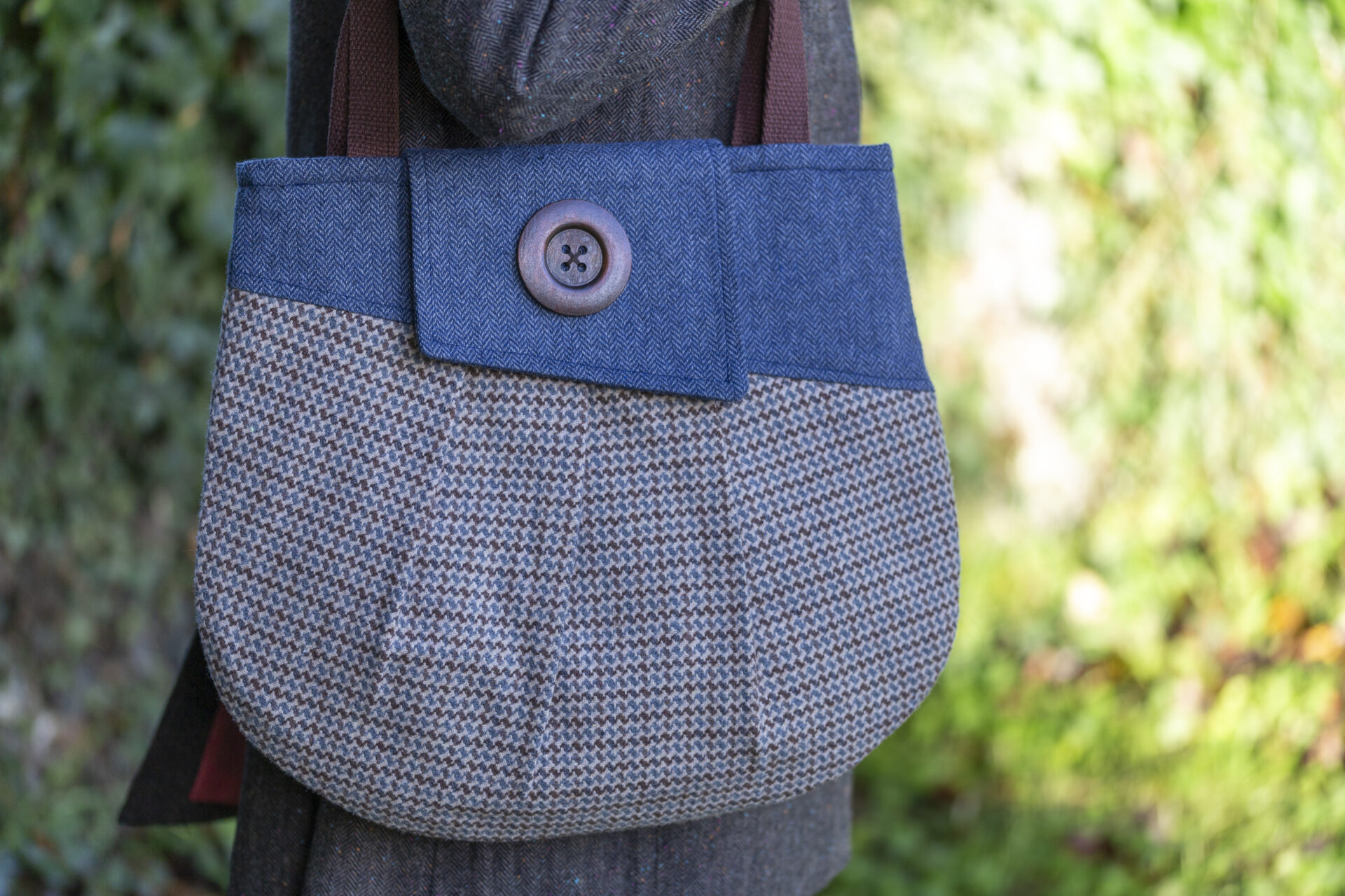 Preview of the Wattisham Tote Bag in retro tweed